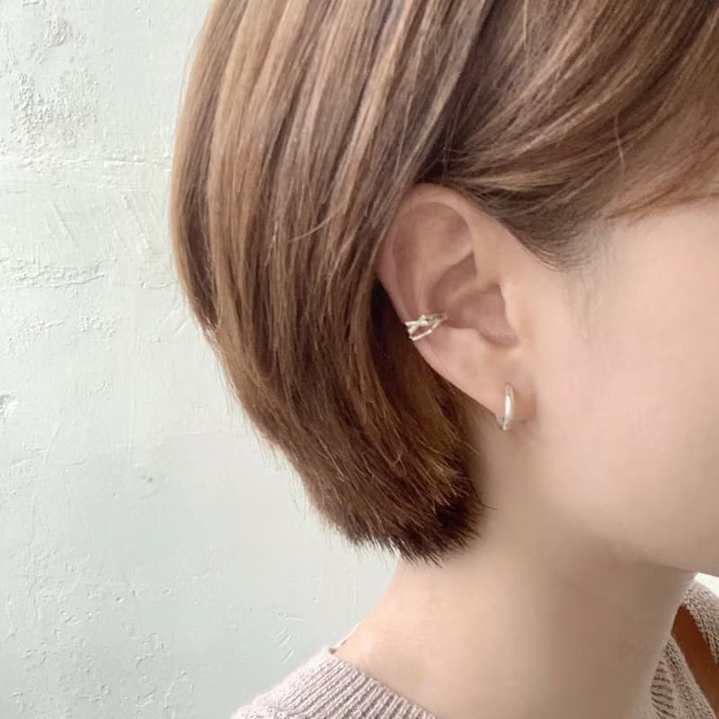 Simple Cuff/ 簡約點綴耳骨夾 稜角款