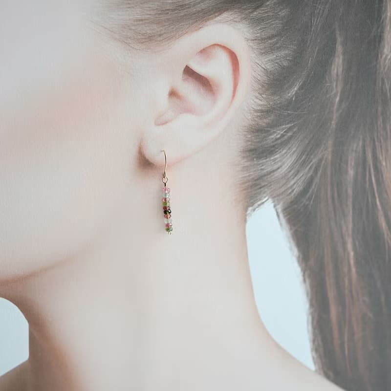 健康の向上をはかる カラフル トルマリンのピアス イヤリング10月誕生石