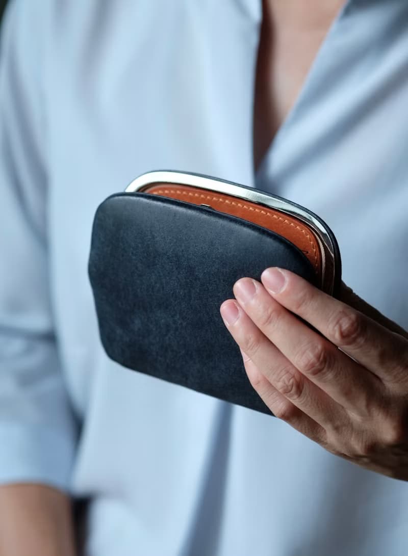 薄型天溝六卡夾【海軍藍_Badalassi Pueblo 磨砂皮】