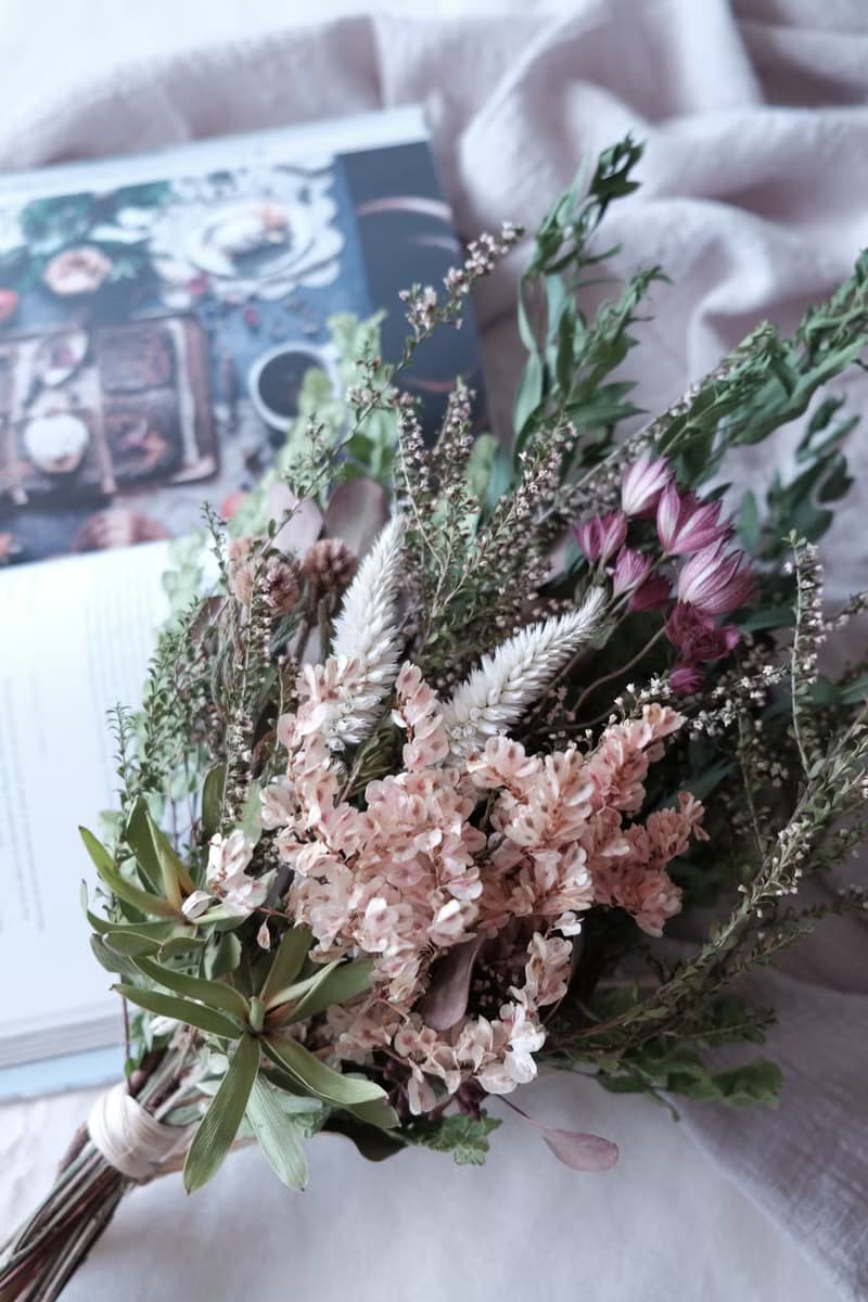 禮物花束 - 新鮮乾燥花束 插瓶花束 植物花束 (附手寫英文祝福卡)