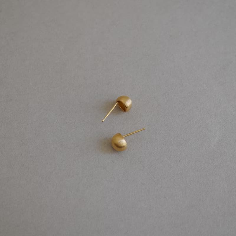 ドームピアス/イヤリング