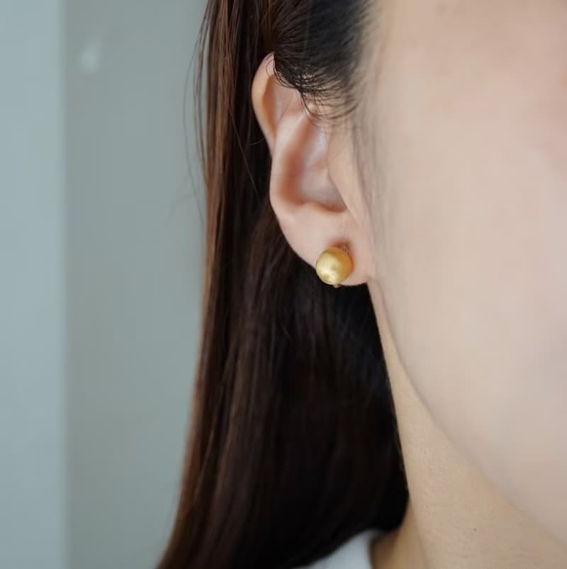 ドームピアス/イヤリング