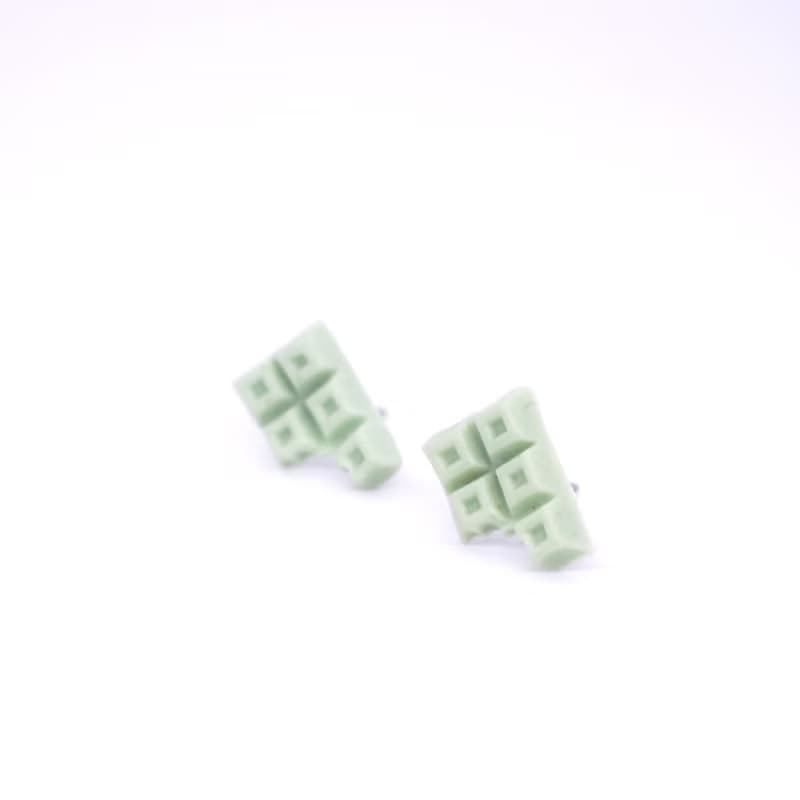 Playful Design 咬一口抹茶巧克力塊耳環