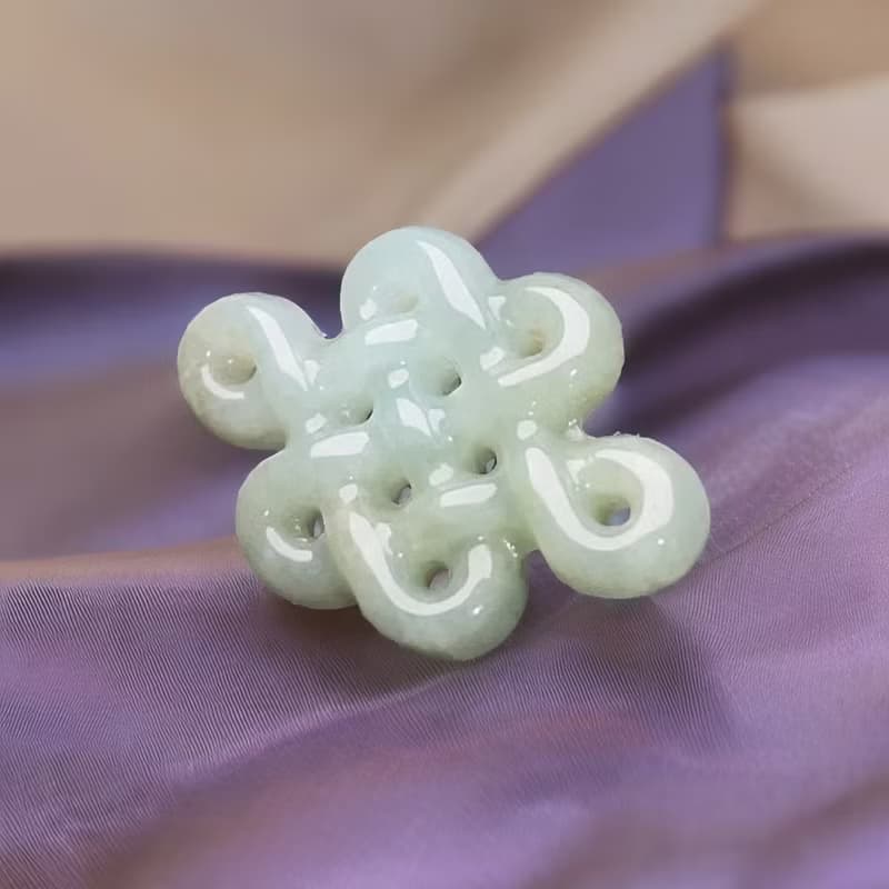 冰綠翡翠吉祥結吊飾 | 天然緬甸玉翡翠A貨