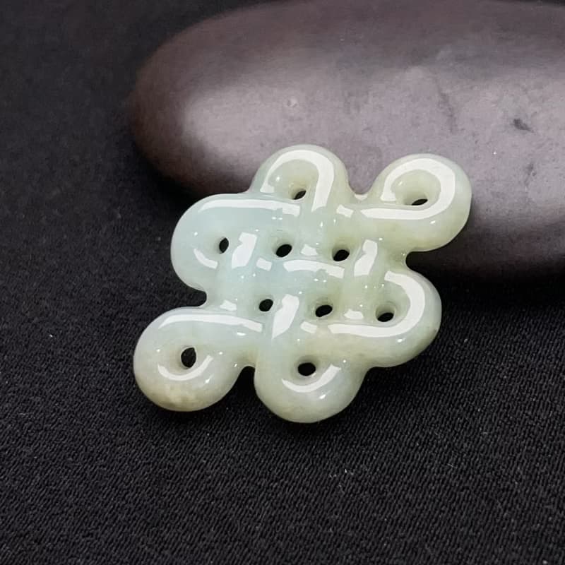 冰綠翡翠吉祥結吊飾 | 天然緬甸玉翡翠A貨
