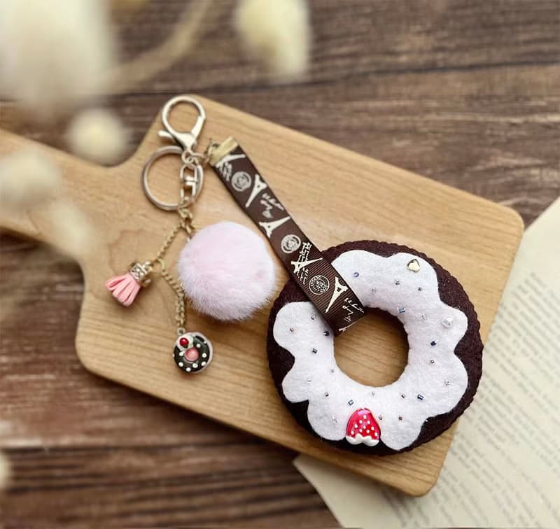 巧克力草莓Donuts 吊飾 鑰匙圈 聖誕禮物 七夕情人節禮物