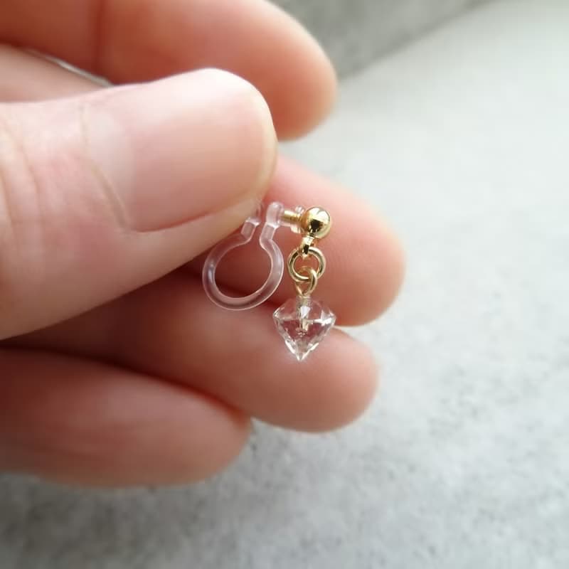 天然清透白水晶 嬌小鑽石形切割 14Kgf 包金 法式耳勾耳環 (6x6)