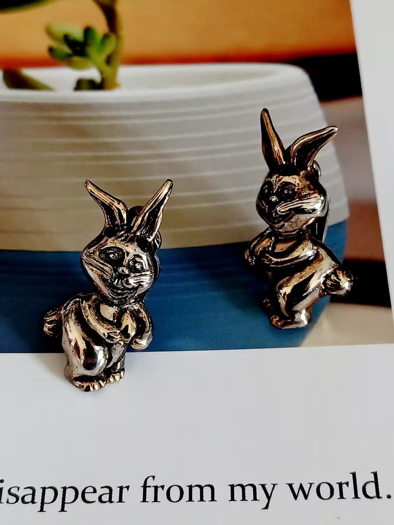vintage jewelry  古董愛麗絲兔子夾式耳環