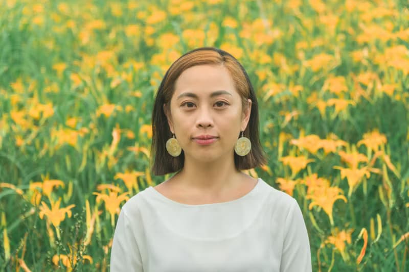 花朵印象 純銀紗光大圓耳環 可換耳夾