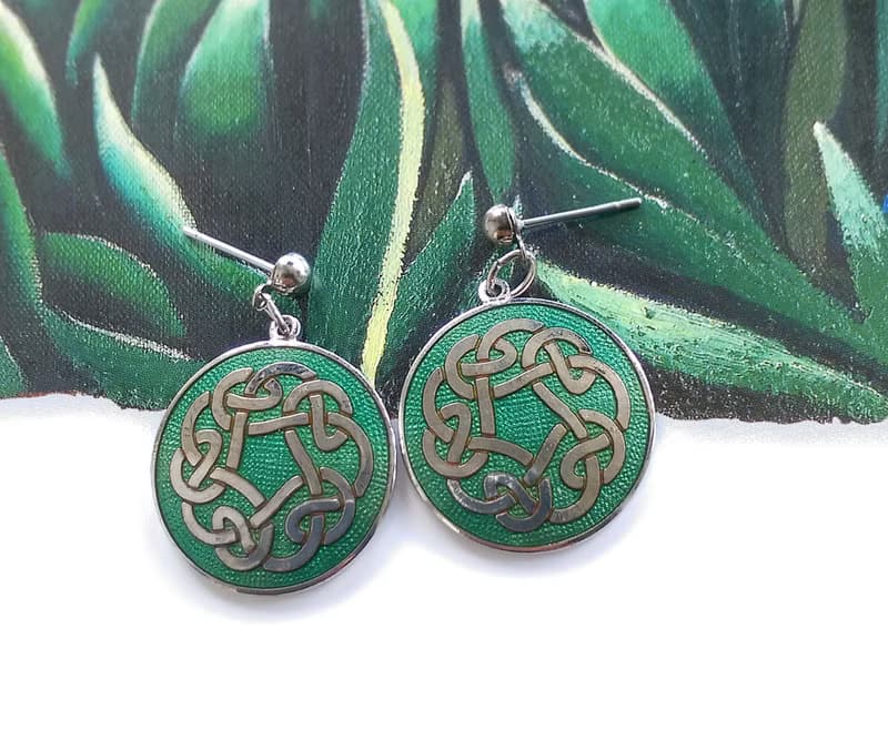 Vintage Jewelry 景泰藍 凱爾特結 綠底 耳勾 針式耳環