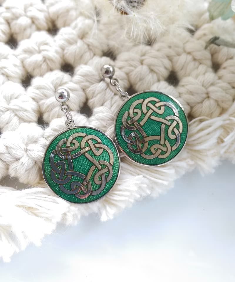 Vintage Jewelry 景泰藍 凱爾特結 綠底 耳勾 針式耳環
