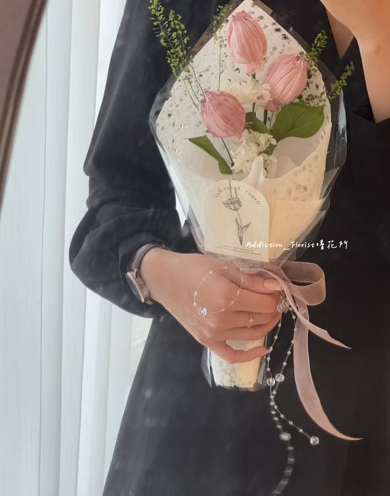 嗜花所 鬱金香乾燥花束 情人節花束 乾燥花束 擴香花束 (三朵)