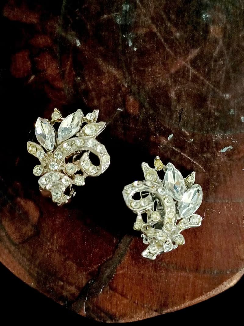 vintage jewelry  低調奢華萊茵花卉 夾式耳環