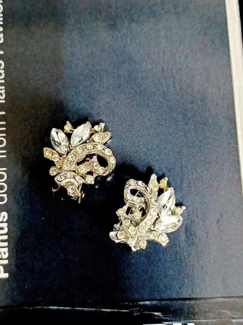vintage jewelry  低調奢華萊茵花卉 夾式耳環