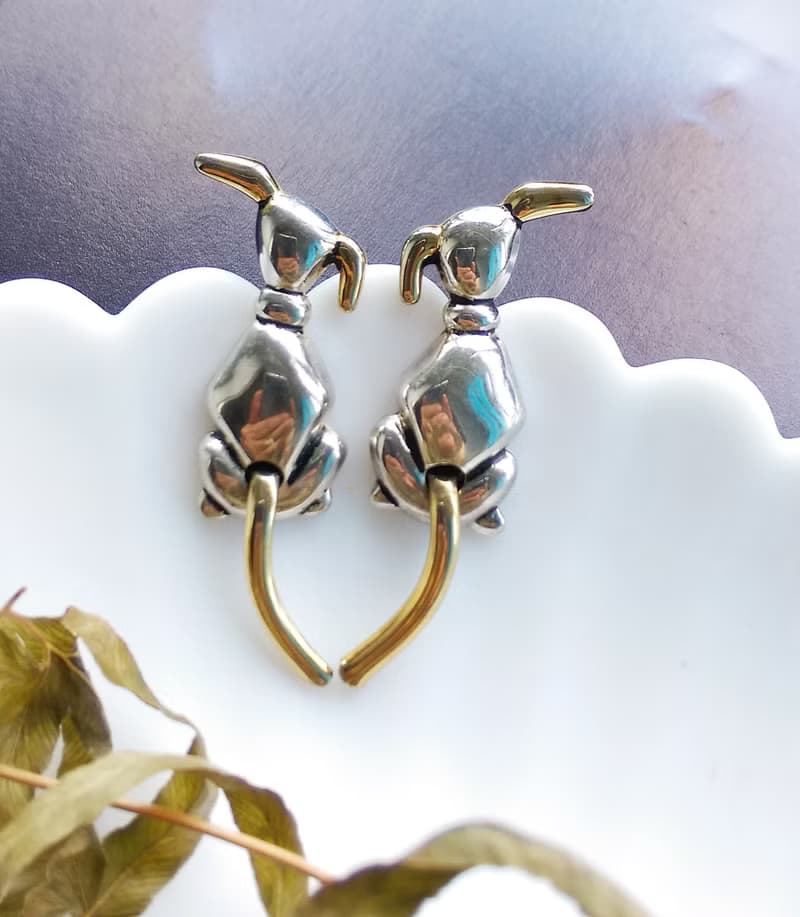 Vintage Jewelry 西洋古董飾品 對稱 狗狗背影  針式耳環