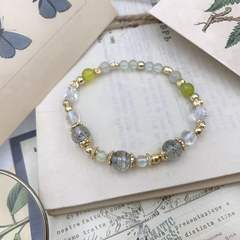 綠星點點 / 綠幽靈 白水晶 岫玉 綠柱石 葡萄 水晶手鍊