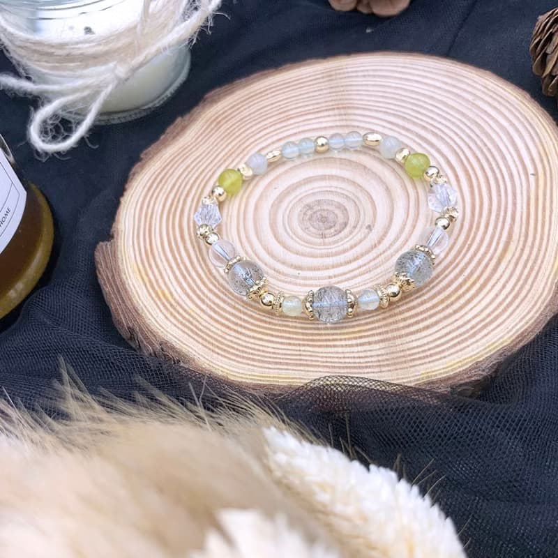 綠星點點 / 綠幽靈 白水晶 岫玉 綠柱石 葡萄 水晶手鍊