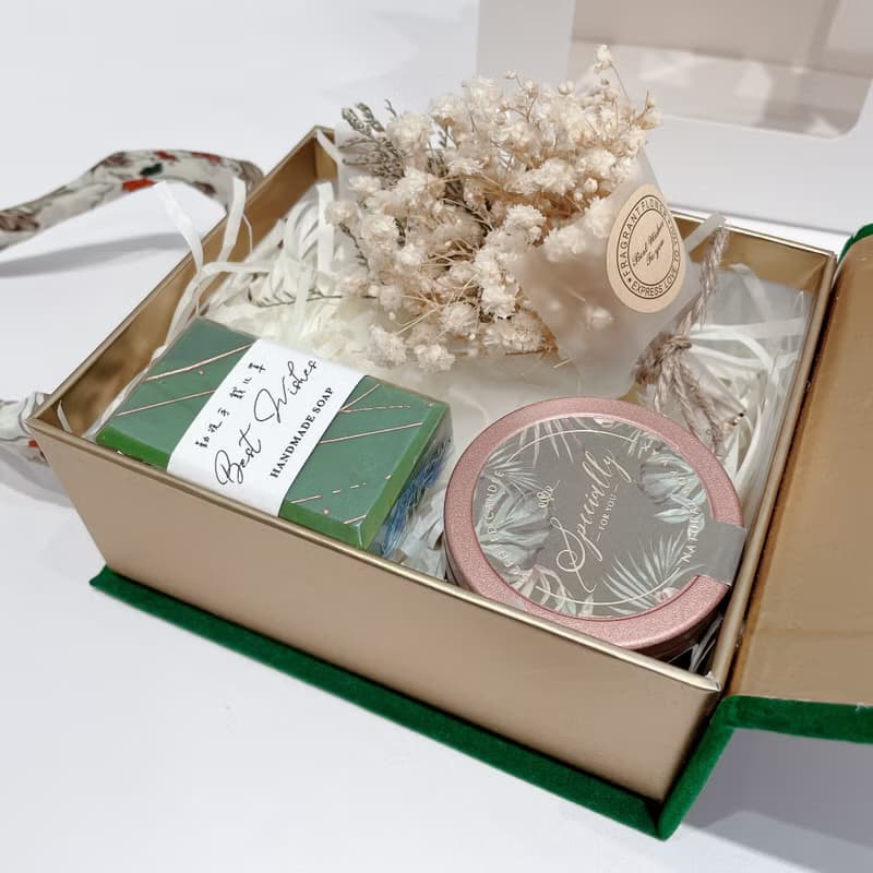 快速出貨|手工皂蠟燭迷你花束絨布禮盒+提袋|交換禮物生日婚禮