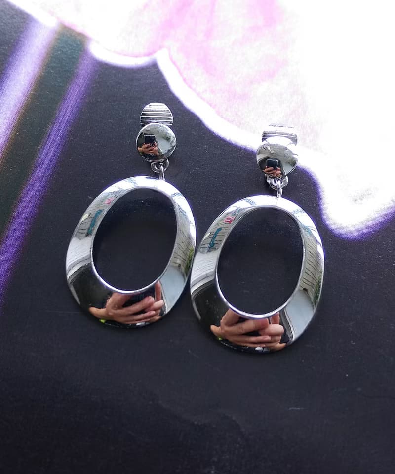 Vintage Jewelry 西洋古董飾品 TRIFARI 銀色調 環圈 夾式耳環