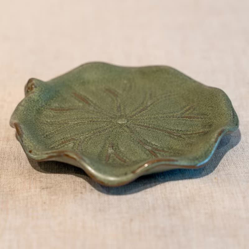 古典荷葉接水盤墨綠色 水盤 小碟子 苔球接水盤 巧繪網植物館