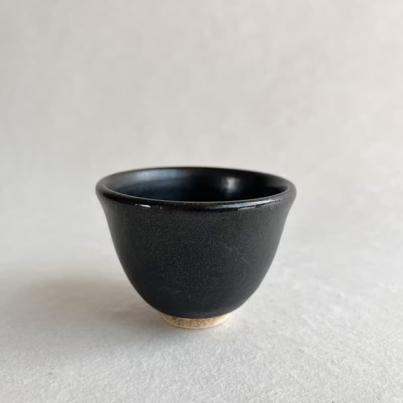 粼光黑釉。手工小茶杯 三入組 酒杯 陶杯 湯吞 茶具 教師節禮物