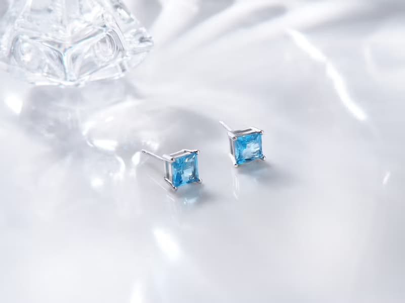 冰精靈 | 拓帕石 方形切割 爪鑲 耳環 生日禮物 日常穿搭 職場配