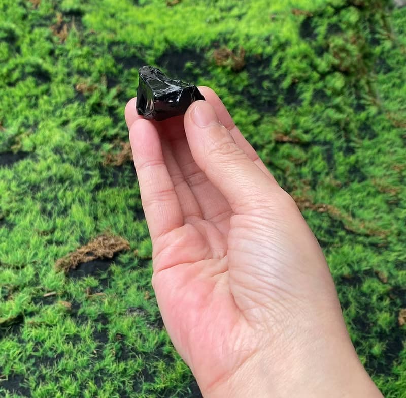 黑曜石| 天然水晶礦石| 避邪保平安 | 淨化負能量 | 旅行必備