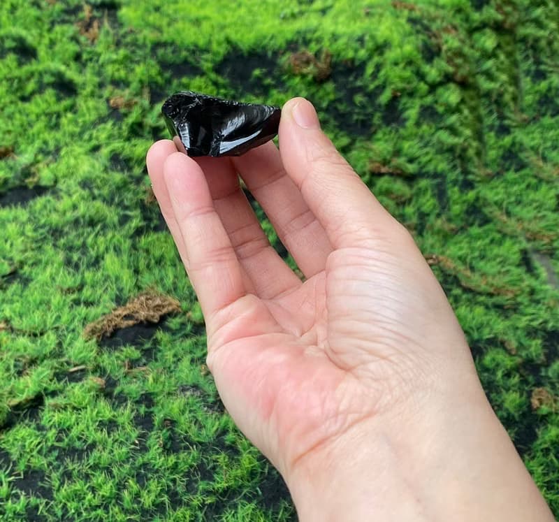 黑曜石| 天然水晶礦石| 避邪保平安 | 淨化負能量 | 旅行必備