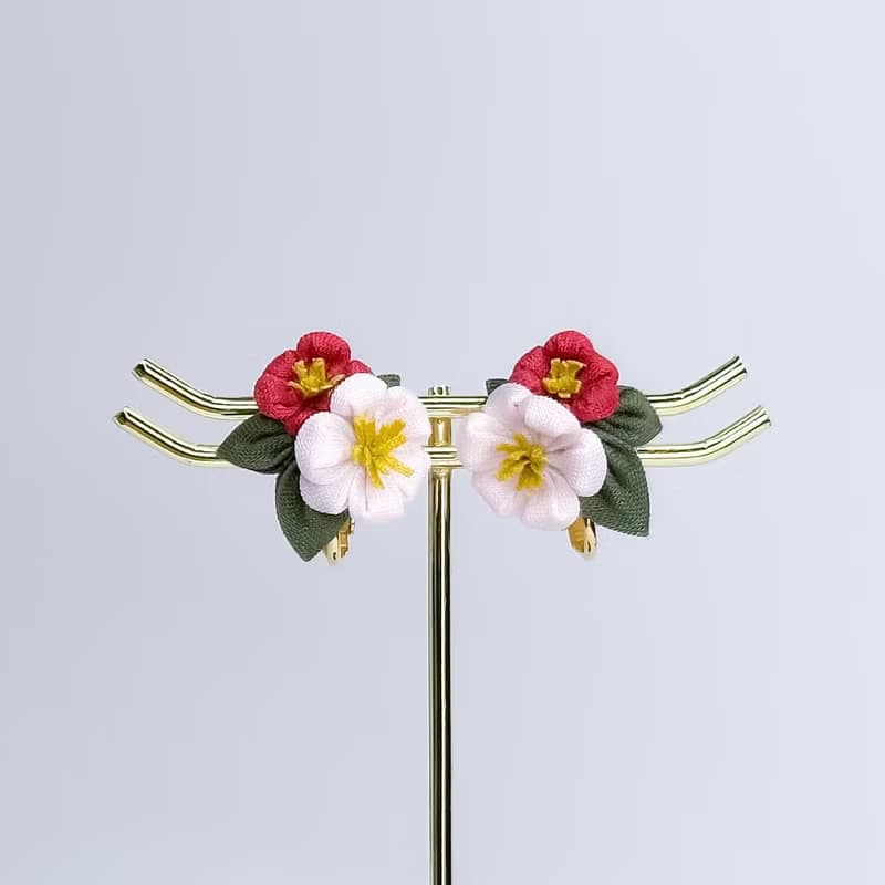 椿 山茶花 Camellia 細工布花耳環 冬季系列