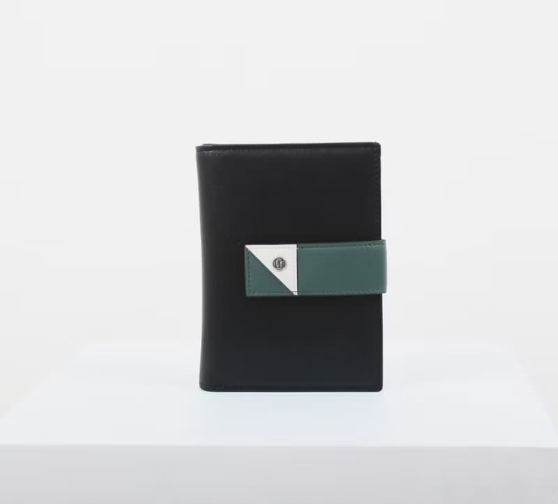 Two-Tone Flap Wallet 素皮革拼色錢包 ( 黑色 x 綠色 )