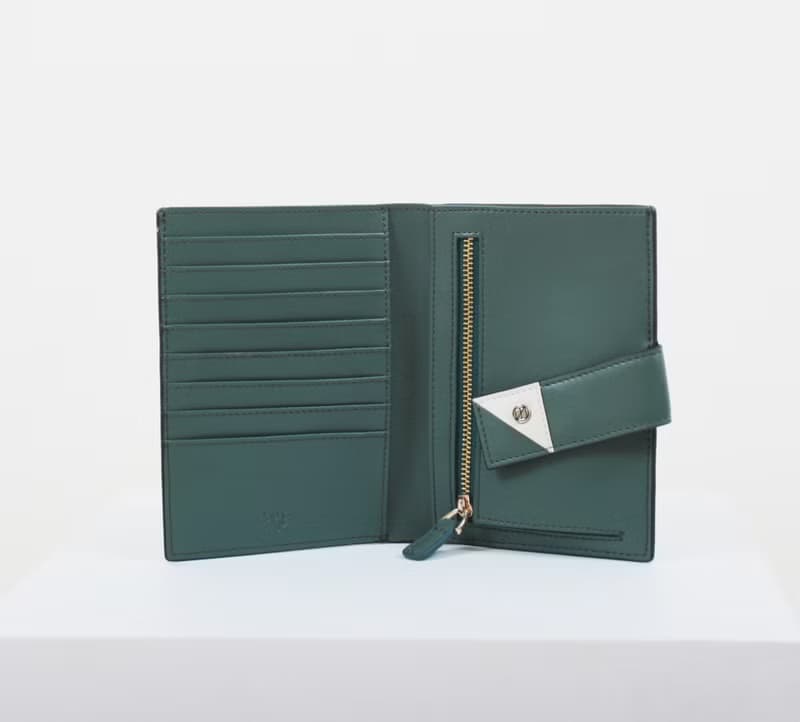 Two-Tone Flap Wallet 素皮革拼色錢包 ( 黑色 x 綠色 )