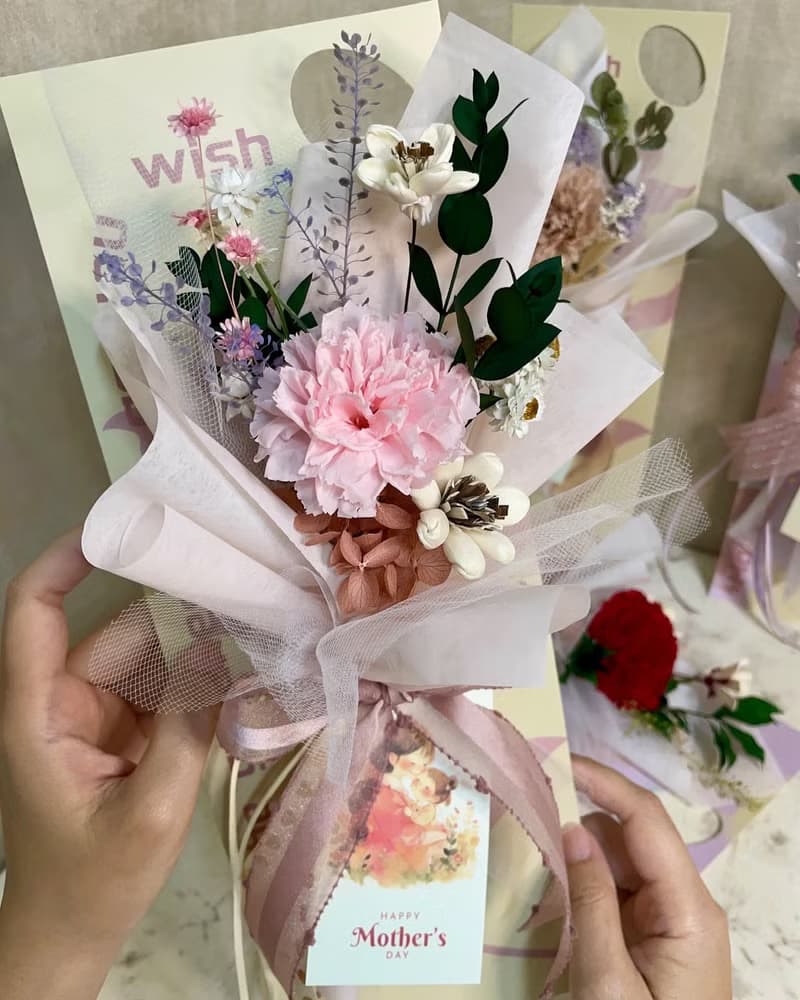 【預購商品】母親節/康乃馨手提花束/康乃馨花束/永生花/花禮設計
