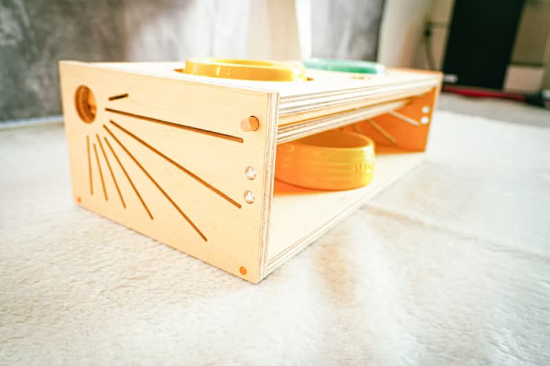 北欧風フードボウル　角度調整可能　フードスタンド　食器スタンド　小型犬　中型犬　ネコ　木製　ナチュラル　オーダー可能