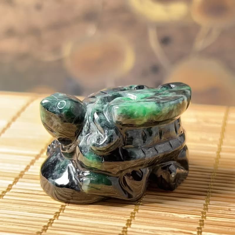 【吉祥‧長壽】飄花翡翠烏龜 | 天然緬甸A貨翡翠 | 送禮