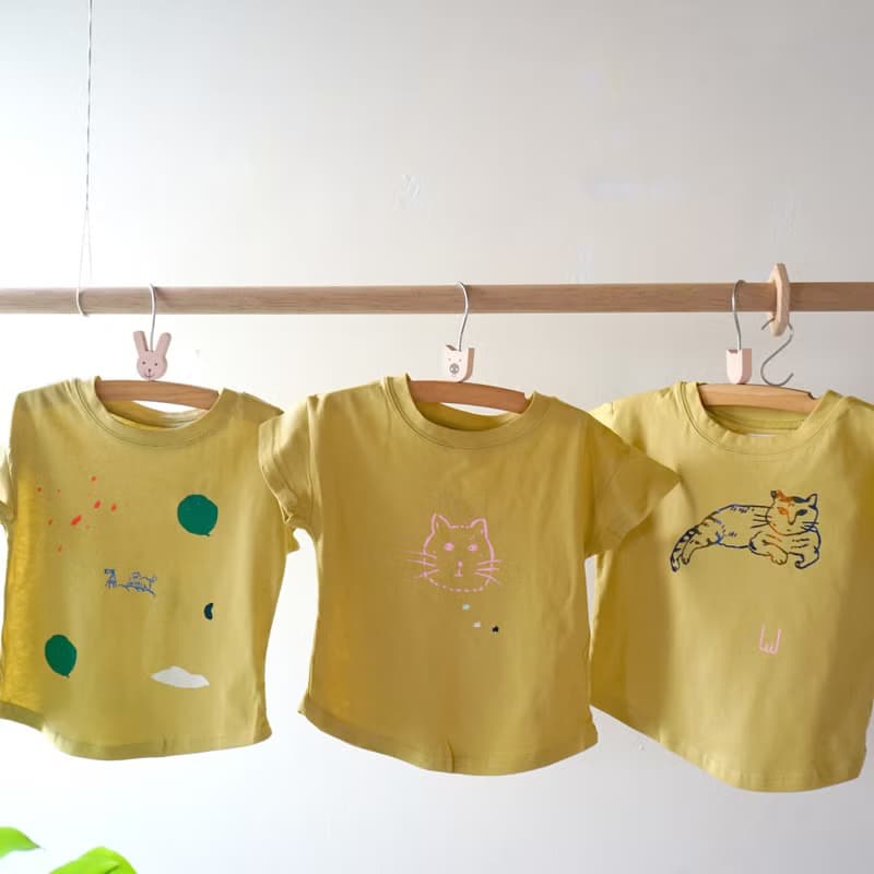 BABY&KIDS 丁丁小子、迷迷、小波  芥末亮黃色夏日手工印花短袖純