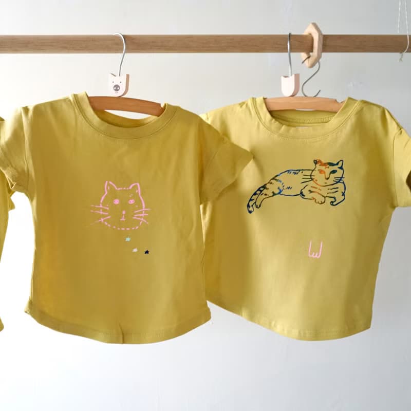BABY&KIDS 丁丁小子、迷迷、小波  芥末亮黃色夏日手工印花短袖純