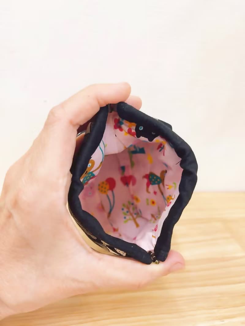 棉棉包/小物收納/彈片口金包/小兔花園/現貨/