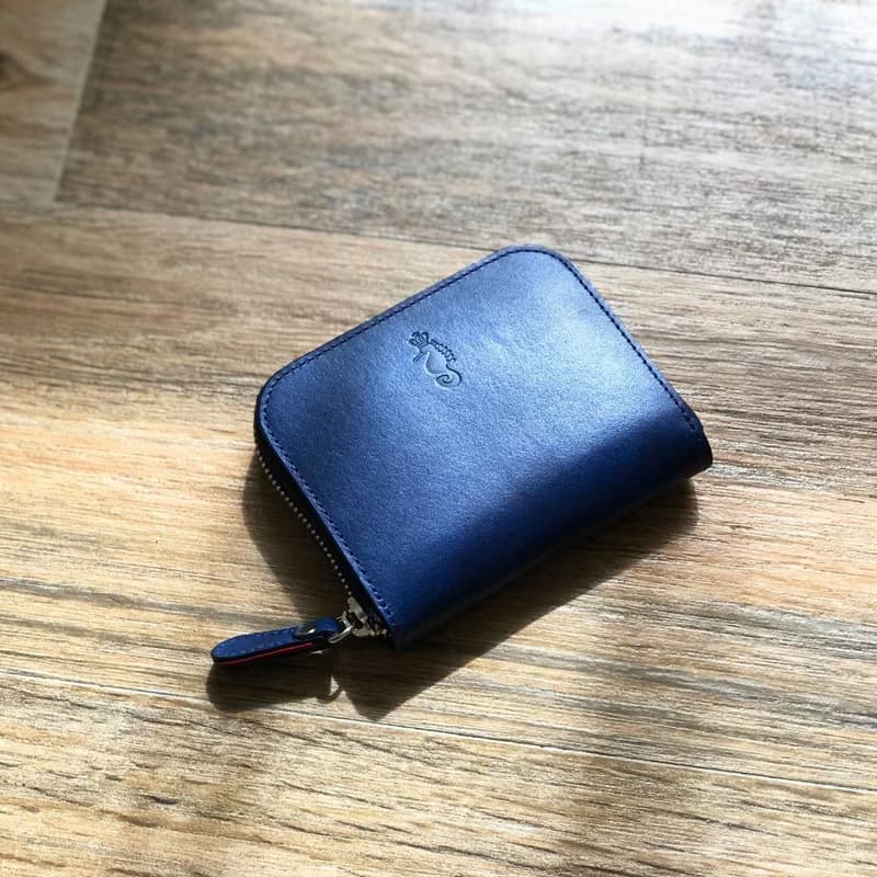 日本製【Takumicsタクミクス】拉鍊短夾 銀包 姬路藍染革 Indigo