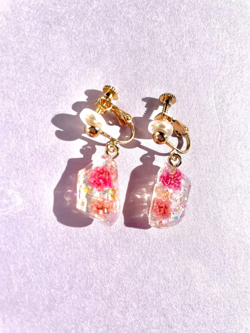 乾花樹脂耳環　粉紅色