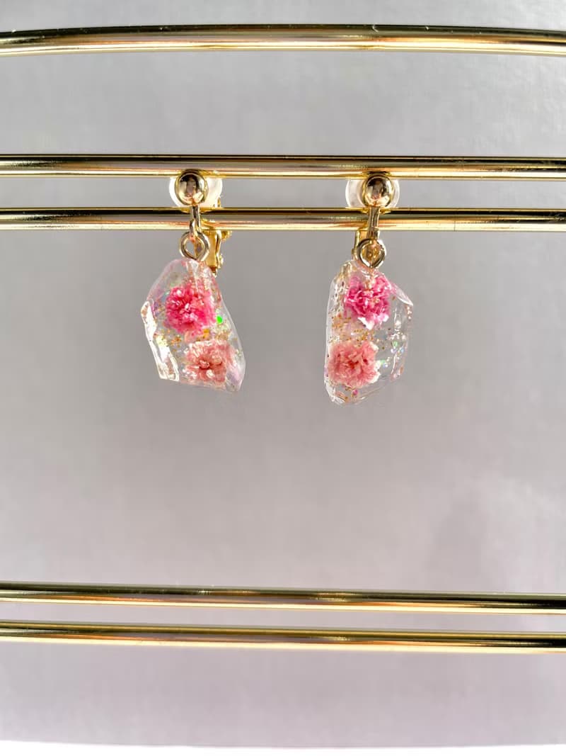 乾花樹脂耳環　粉紅色