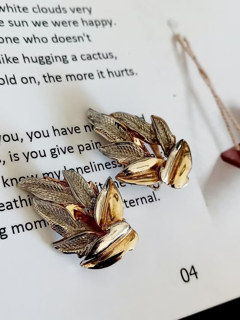 vintage jewelry  古董華麗雙色蕨葉夾式耳環