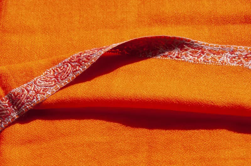 喀什米爾Cashmere 刺繡羊絨圍巾 純羊毛圍巾披巾 戒指絨披肩-花朵