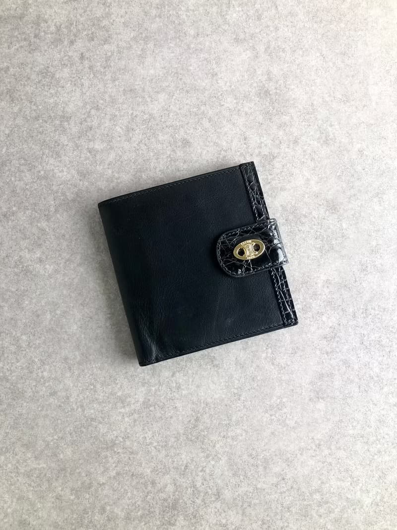 【 日本直送　名牌中古包 】CELINE セリーヌ 財布 ブラック ブラゾン レザー クロコ型押し 二つ折り財布 vintage ヴィンテージ ha2kjw