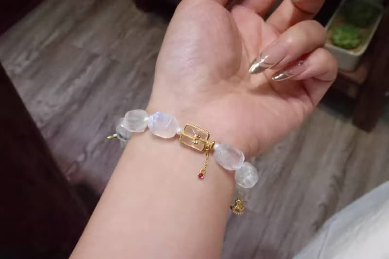 冰糖藍月光天然精品藍月光石小燈泡圓珠手鏈不規則刻面藍月光七夕