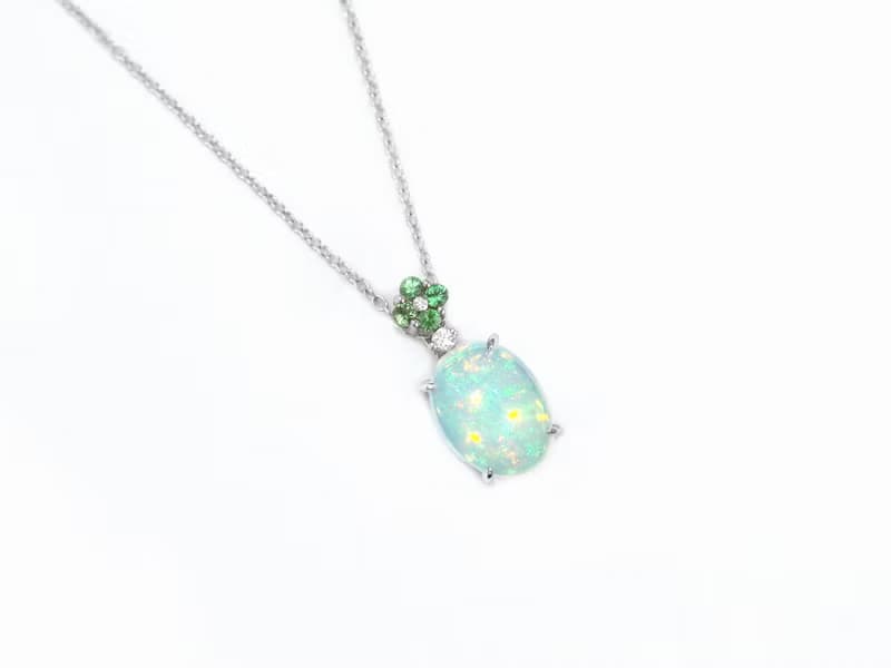 丁香花 Lilac系列 | 蛋白石 / 歐泊 / 沙佛萊 18K小花項鍊