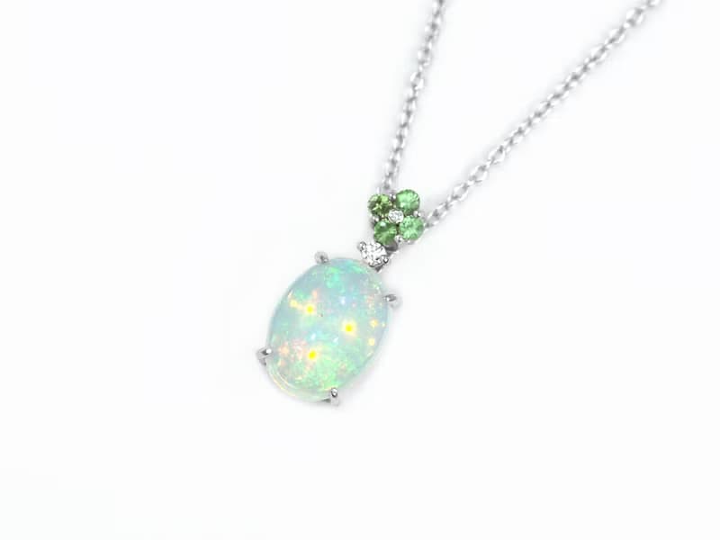 丁香花 Lilac系列 | 蛋白石 / 歐泊 / 沙佛萊 18K小花項鍊