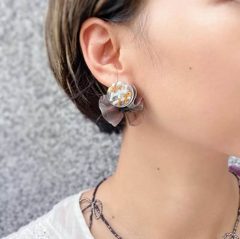 超.  立體紗裙耳環 軍綠迷彩色