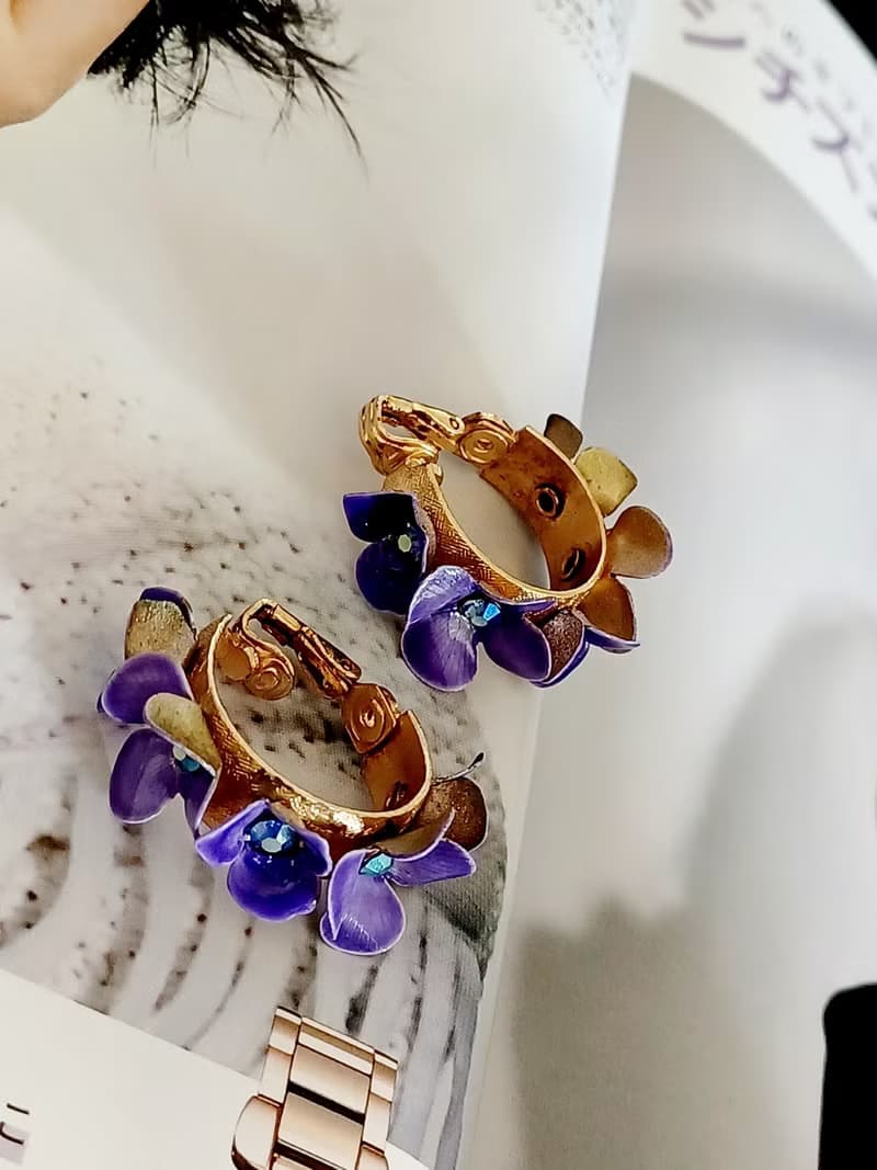 vintage jewelry 奧地利紫色琺瑯紫羅蘭花束  夾式耳環