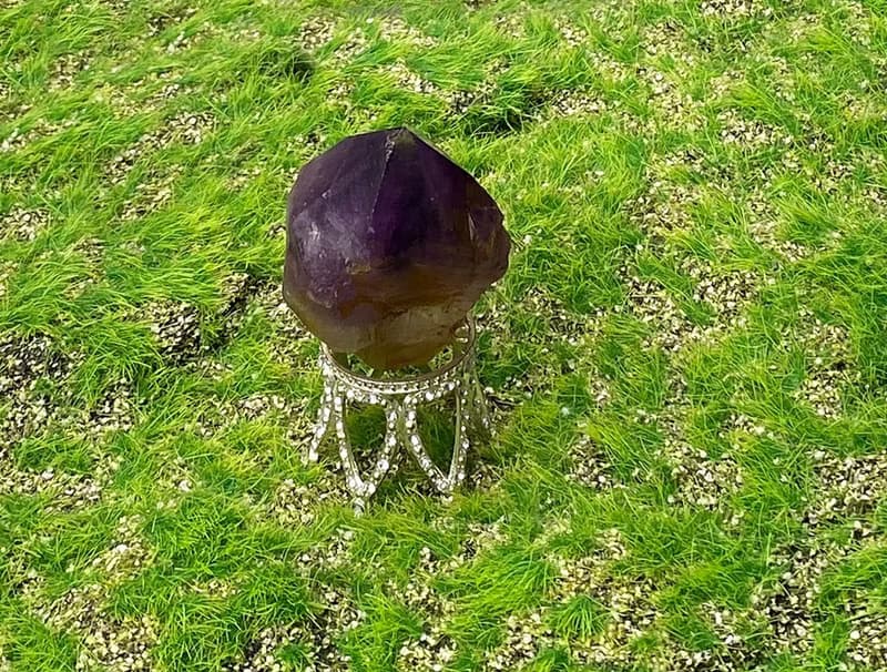 天然能量礦石//紫水晶骨幹//貴人 冥想 智慧 // 財運 療癒 消磁