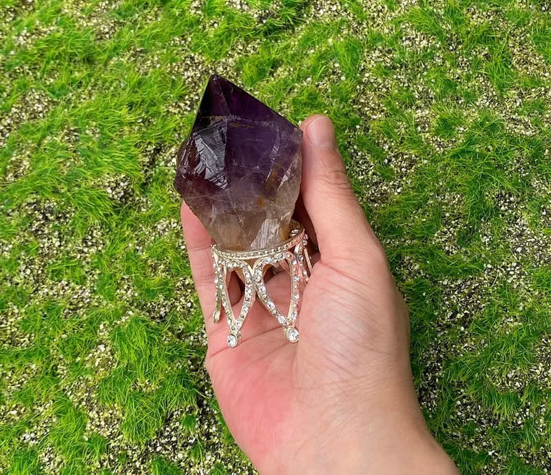 天然能量礦石//紫水晶骨幹//貴人 冥想 智慧 // 財運 療癒 消磁